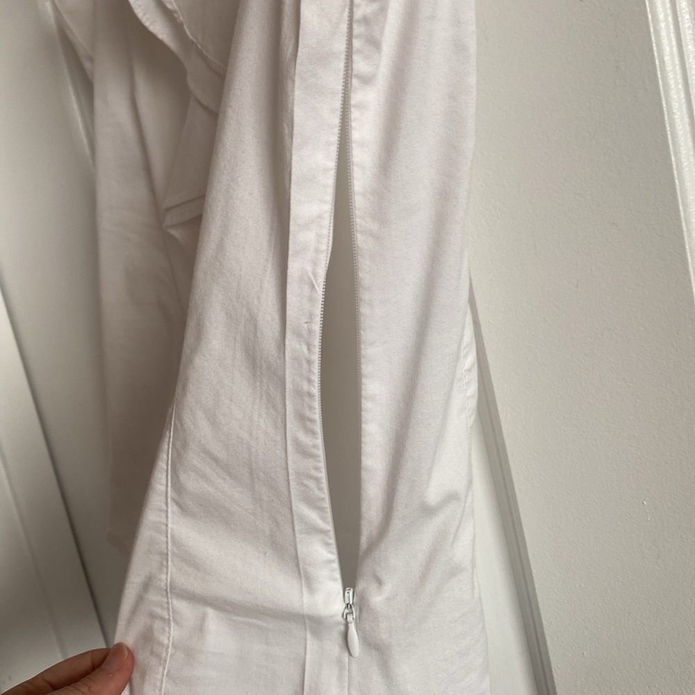 Express White Ruffled Sleeveless Top - Picture 5 of 6